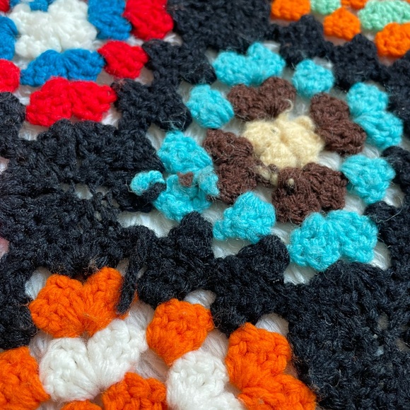 Vintage handmade Colorful Crochet Granny Square Blanket - Picture 7 of 17